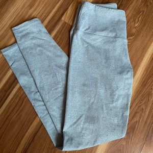 ❗️SOLD❗️Light grey leggings 🤍
